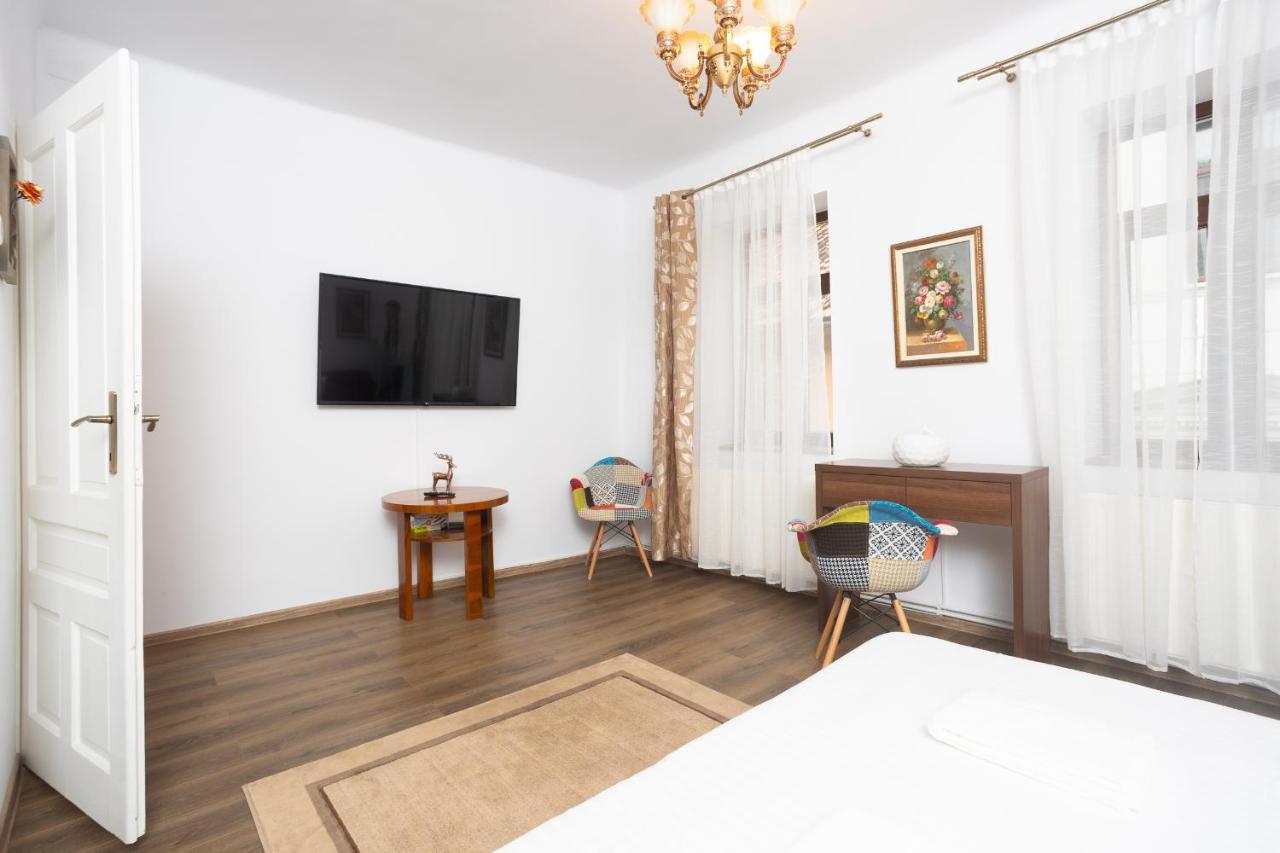Wagner Apartment Braşov Extérieur photo