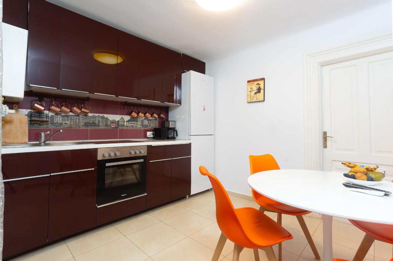 Wagner Apartment Braşov Extérieur photo
